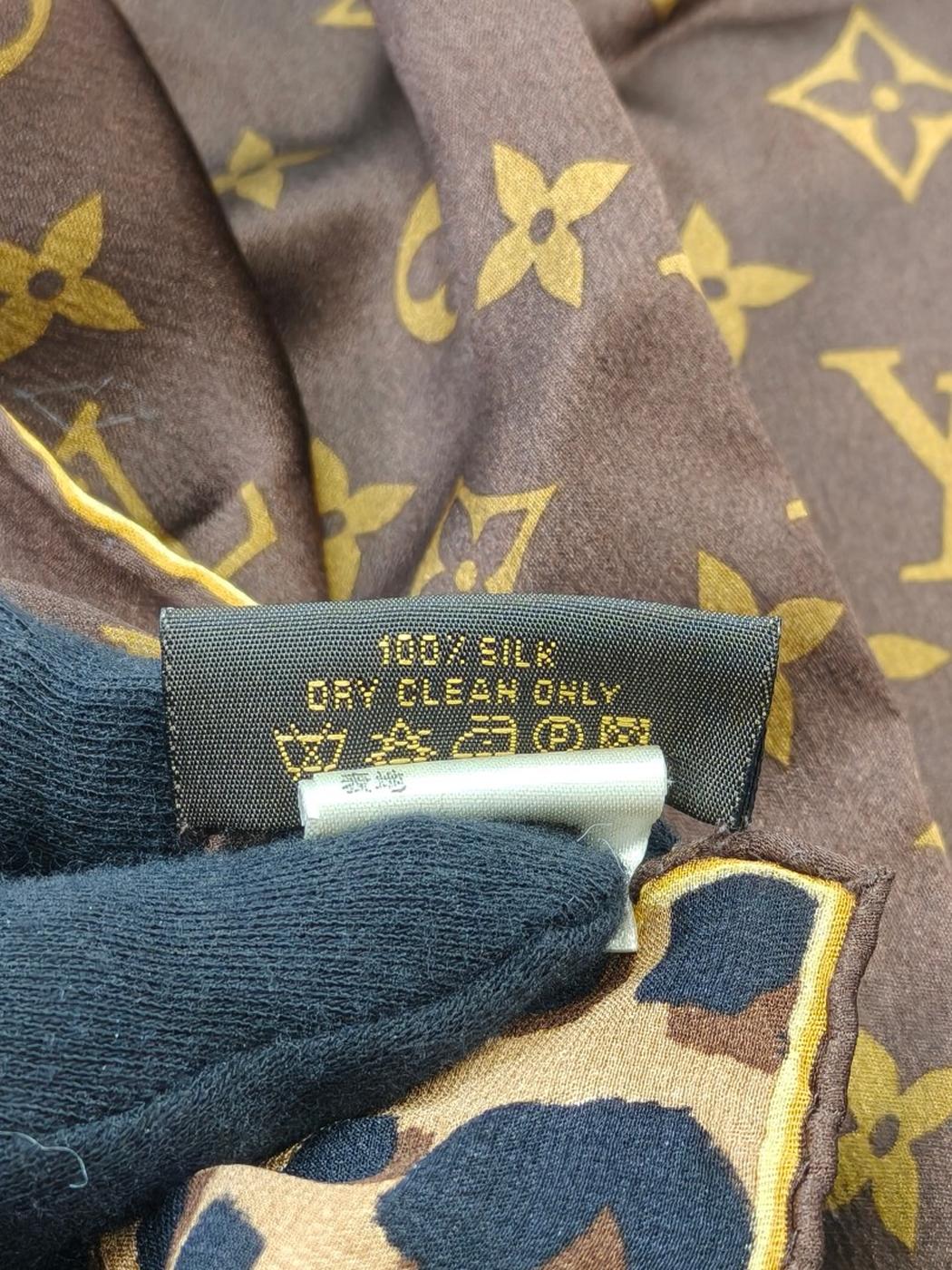 Louis Vuitton Carre Monogram Leopard Silk Scarf Brown Model Number: 11122