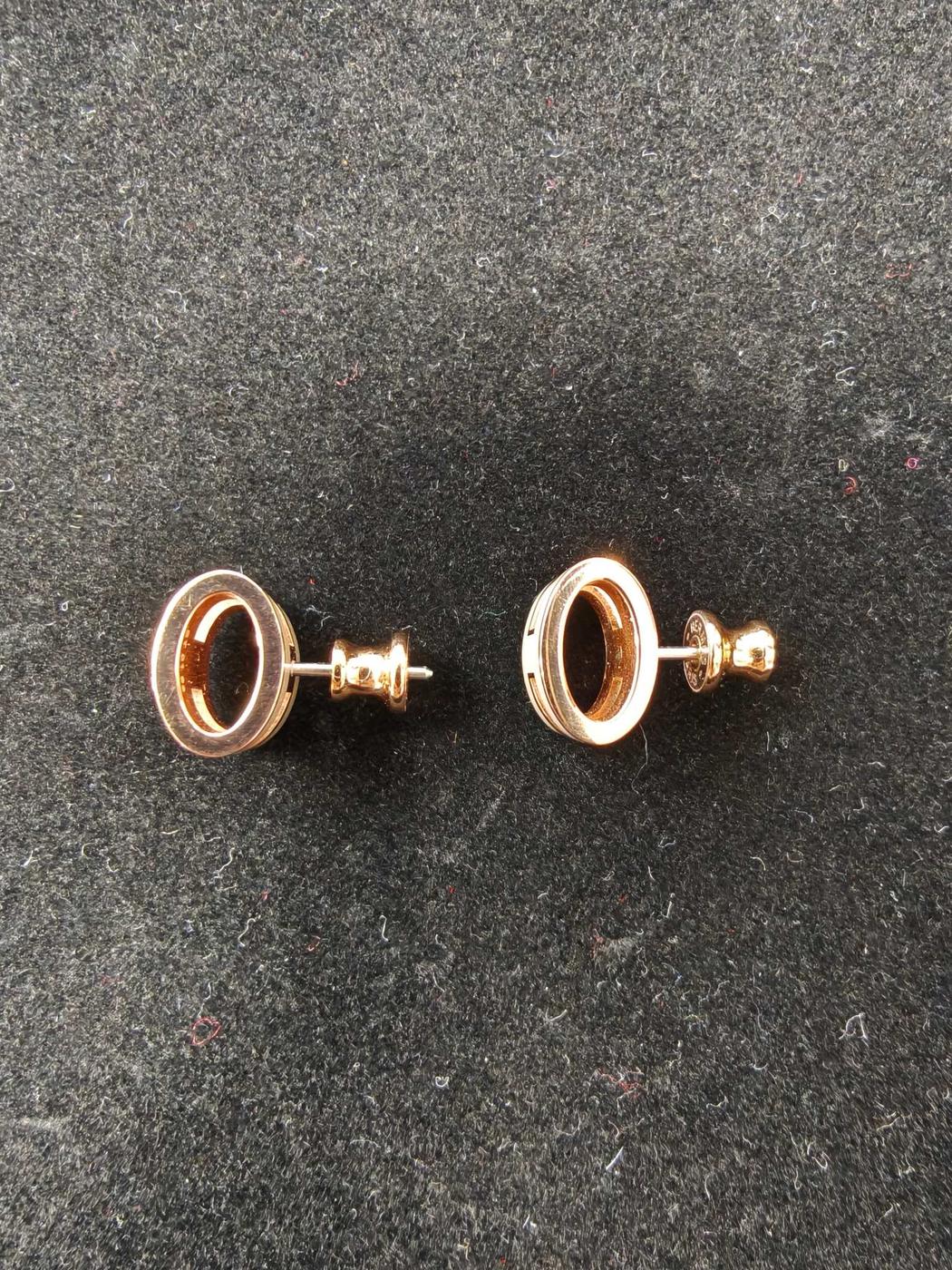 HERMES 爱马仕 Mini Pop H 耳钉 米色 款号:10989
