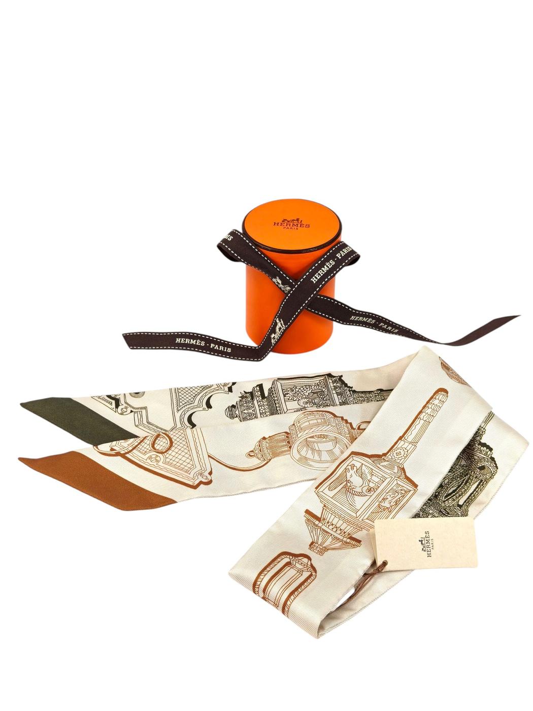 HERMES Merveilleuses Lanternes Twilly Khaki x Beige Product number: 11547