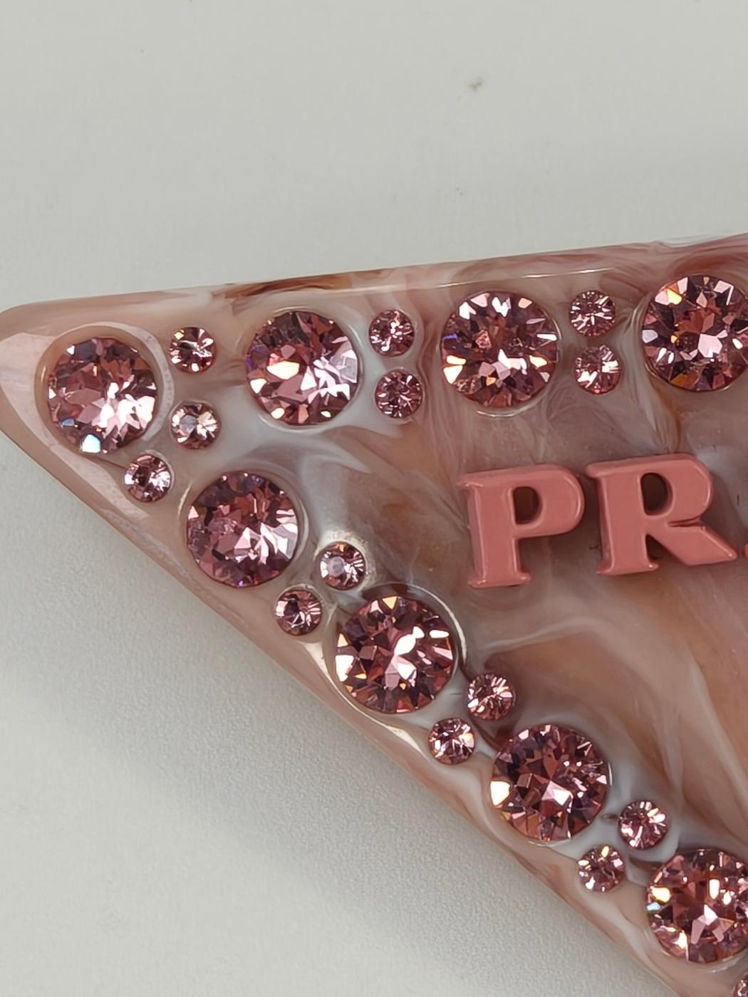 PRADA 普拉达 三角形发夹 发饰 粉色 商品编号:10897
