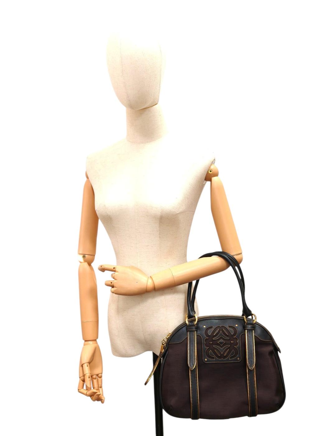 LOEWE ロエベ 型押しロゴ ナイロン トートバッグ ブラウン 管理番号:11299