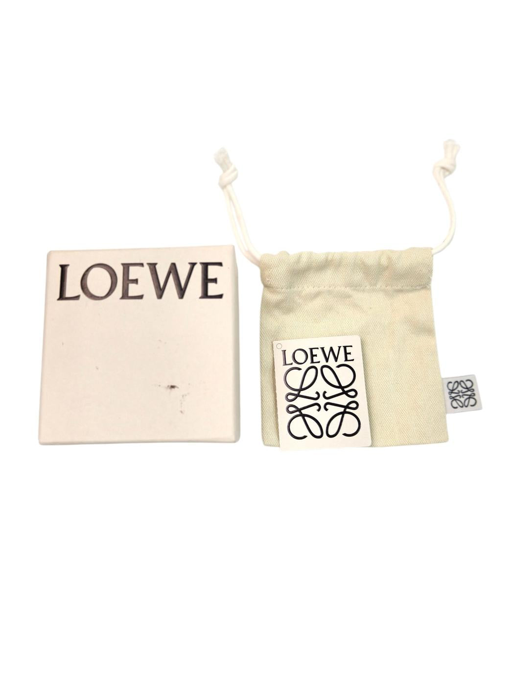 LOEWE ロエベ アナグラム ブローチ シルバー 管理番号:11667