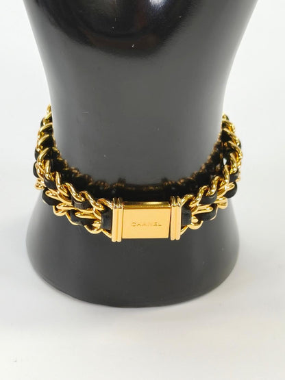 CHANEL Premiere Large Octagonal Chain Bracelet with Leather Strap and Quartz Analogue Movement in Gold. Reference Number: 10455.