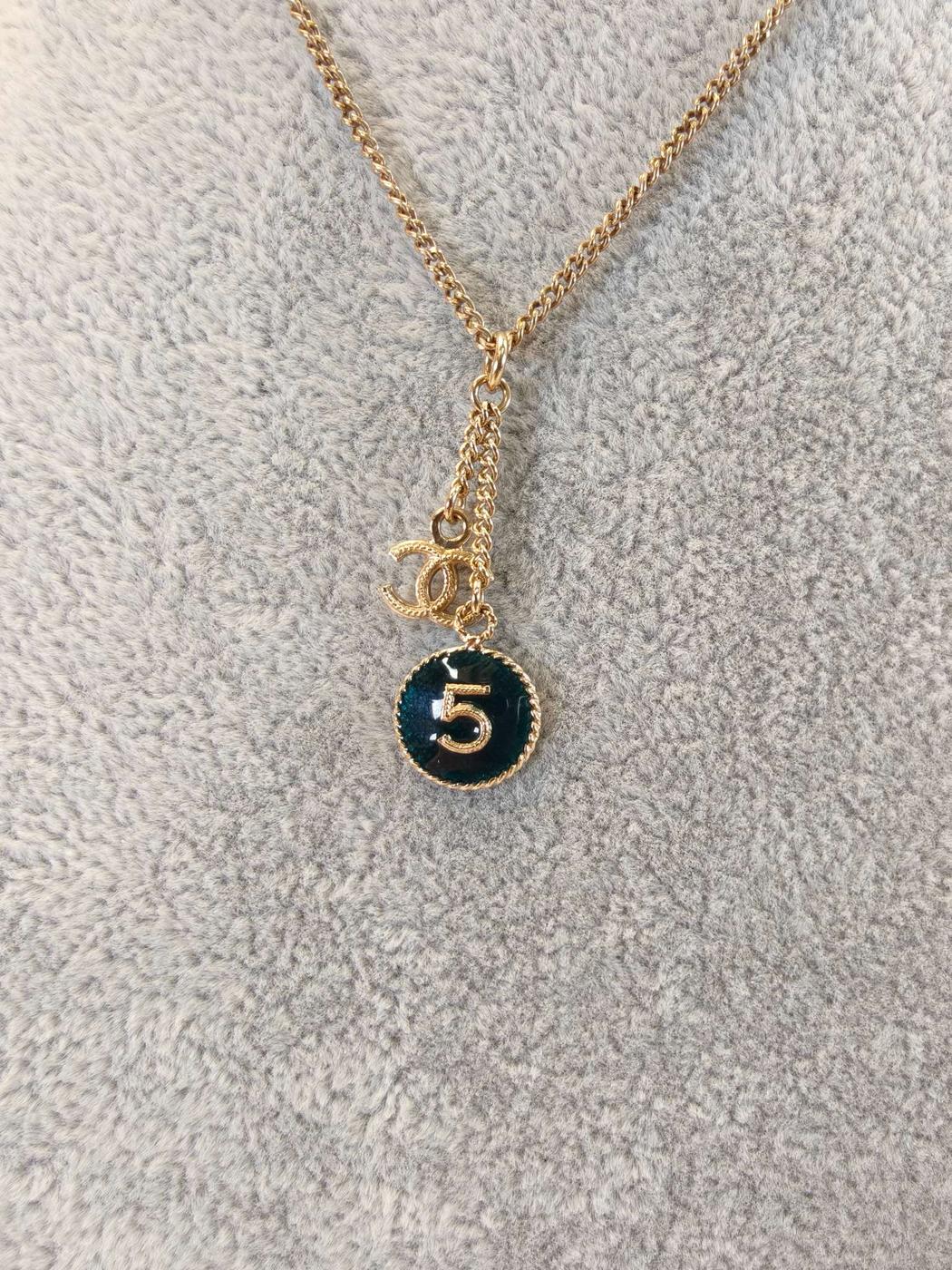 CHANEL Coco Mark Logo No. 5 Necklace Pendant Gold Black Control Number: 10460