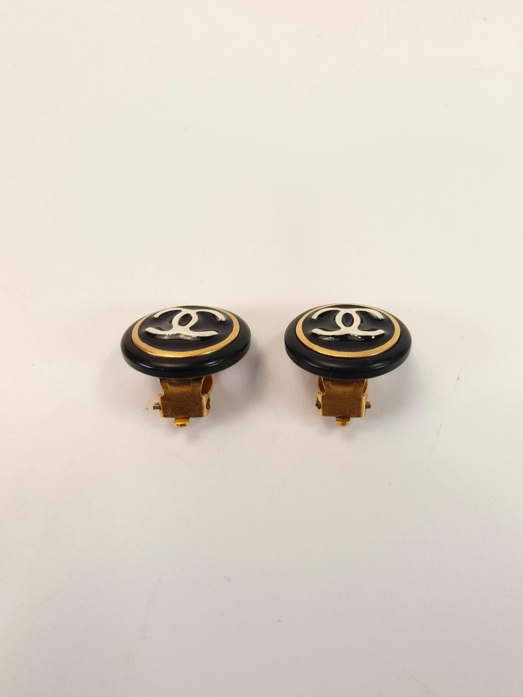 CHANEL シャネル ココマーク イヤリング ゴールド×ブラック 管理番号：10514