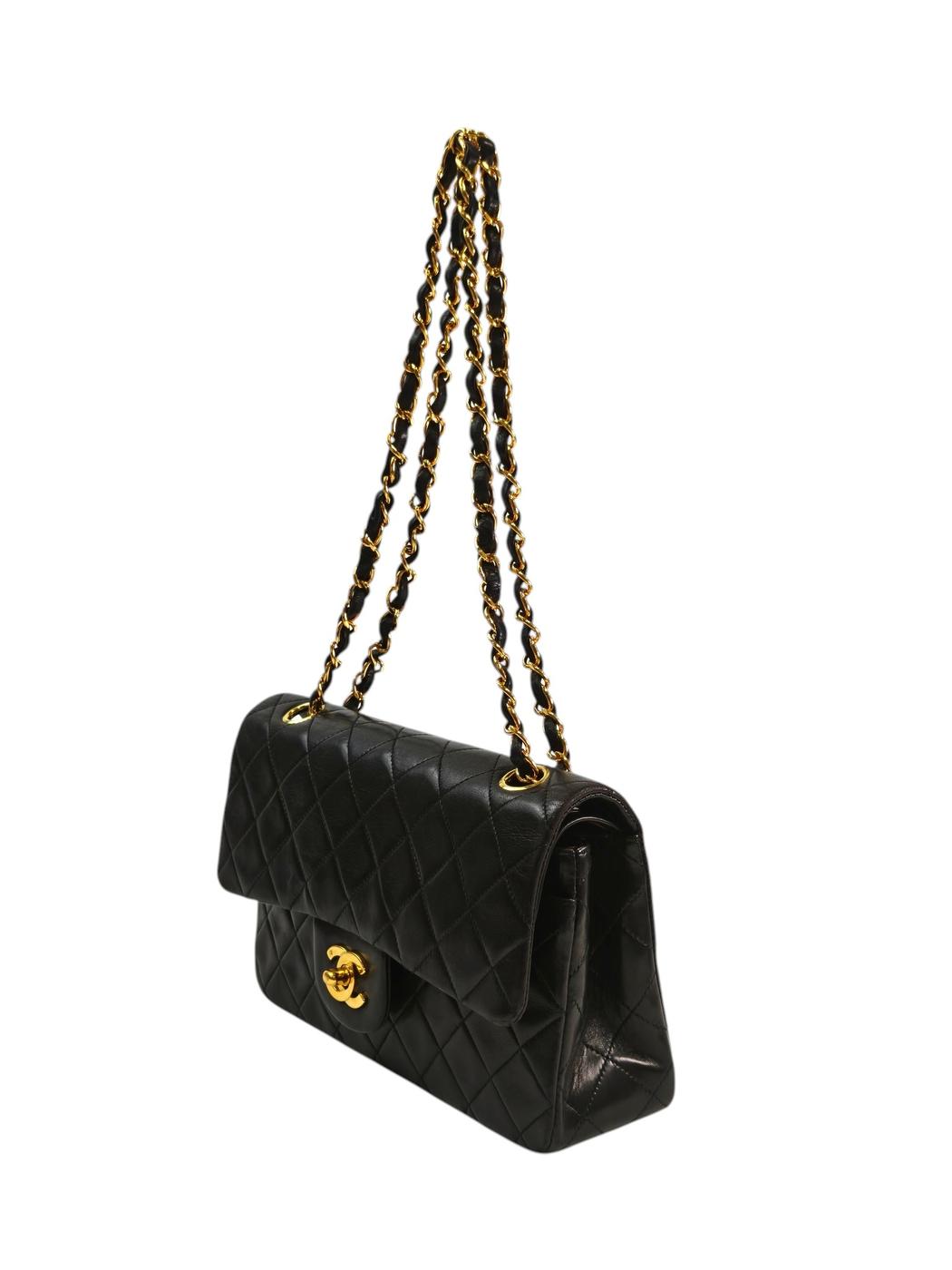 CHANEL マトラッセ ダブルフラップ Wチェーン ショルダーバッグ 黒 管理番号：10906