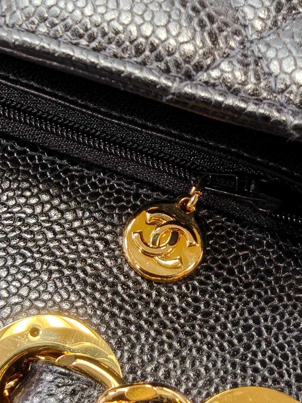 CHANEL シャネル マトラッセ30 キャビアスキン チェーンショルダー ブラック 管理番号：10972