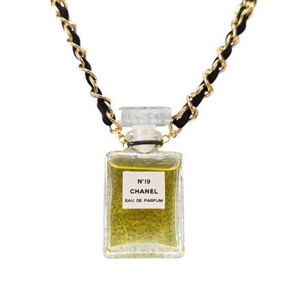 CHANEL No.19 Perfume Bottle Necklace Gold Item number: 11042