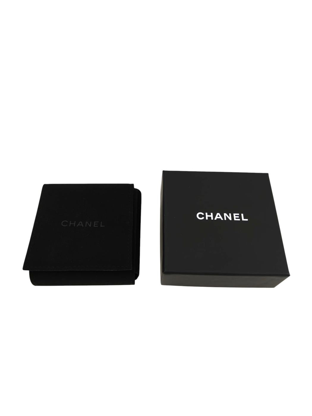 CHANEL 香奈儿 双C标志 爱心水钻 仿珍珠 有划痕 耳环 银色 管理编号：11479