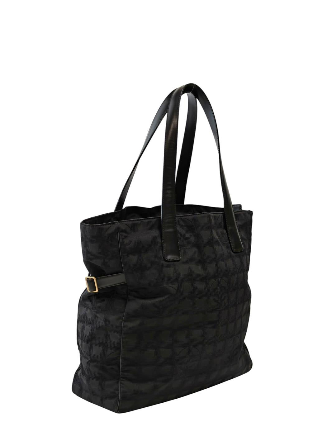 CHANEL New Travel Line Tote GM Tote Bag Black Control No.: 11769