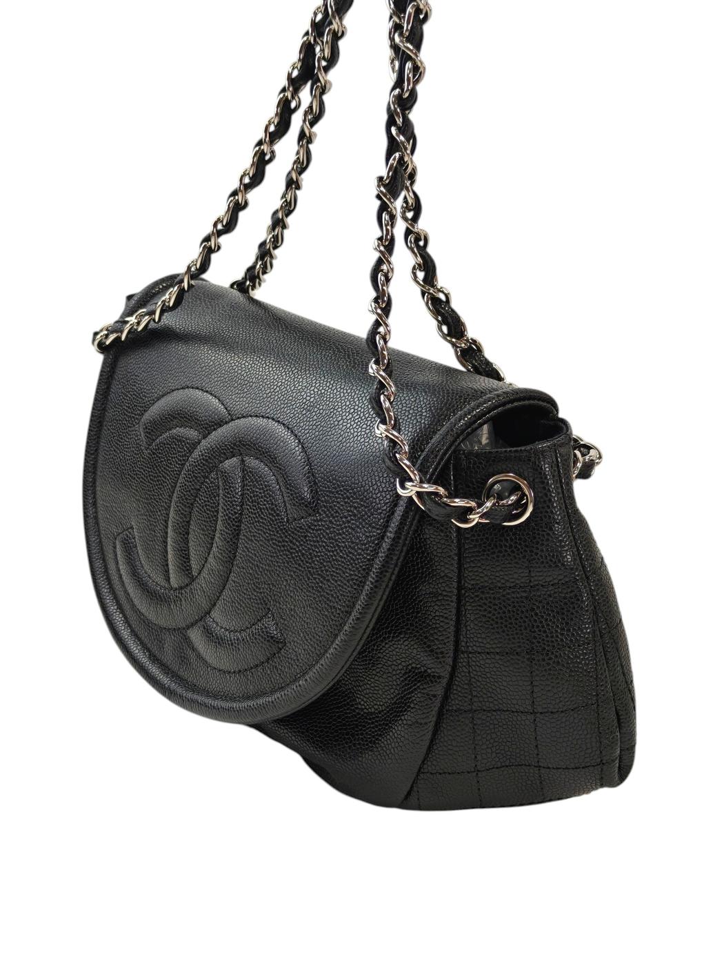 CHANEL 半月形CC标志 15号鱼子酱皮SV金属件 链条单肩包 2012 管理编号：11862