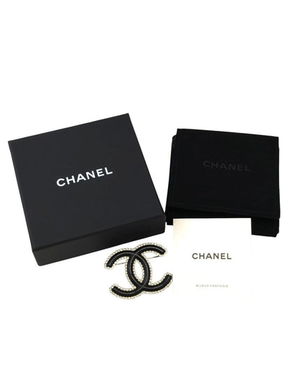 CHANEL 香奈儿 双C标志 水钻×皮革 带瑕疵A22B 胸针 黑色×银色 管理编号：11872