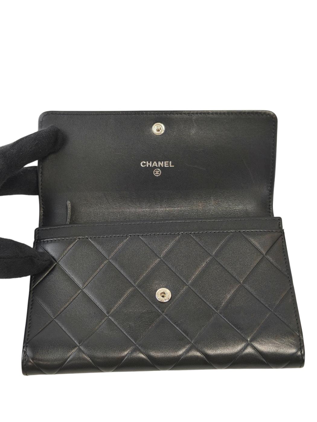 CHANEL 香奈儿 菱格纹 双折 皮革 SV金属配件 钱包 黑色 管理编号：11875