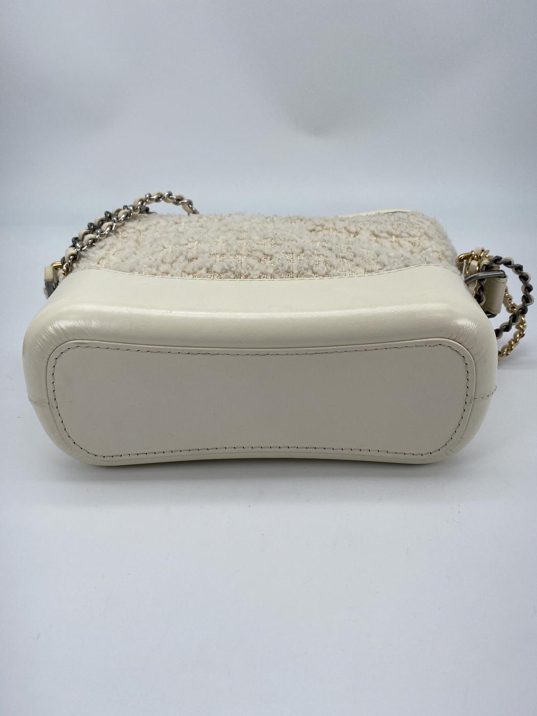 CHANEL Gabrielle de Small Hobo Bag Shoulder Bag Tweed White CHANEL A91810 Control Number: 8803
