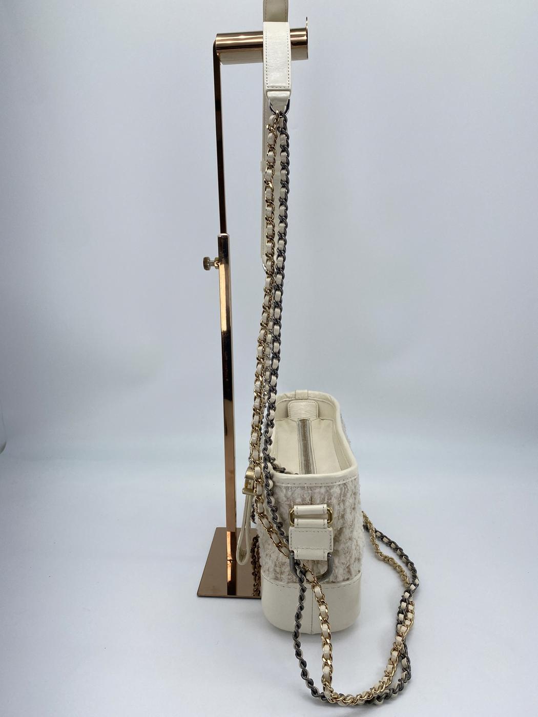 CHANEL Gabrielle de Small Hobo Bag Shoulder Bag Tweed White CHANEL A91810 Control Number: 8803