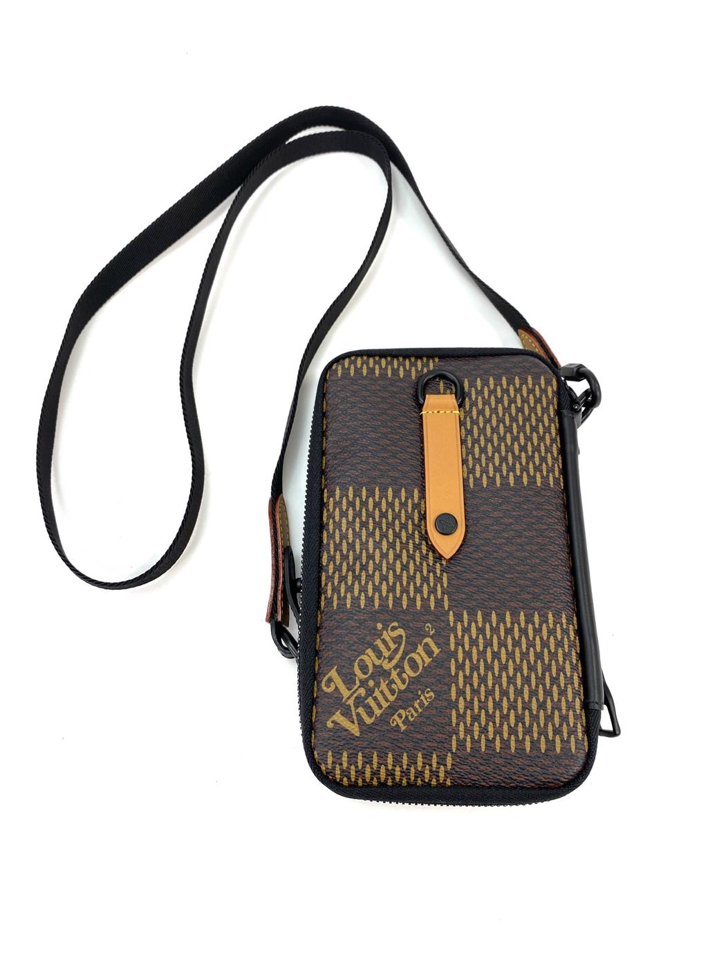 LOUIS VUITTON ルイヴィトン ダブルフォンポーチ NIGOコラボ 亀プリント N40377 ポシェット ショルダーバッグ ダミエ ジャイアント エベヌ 管理番号：10109