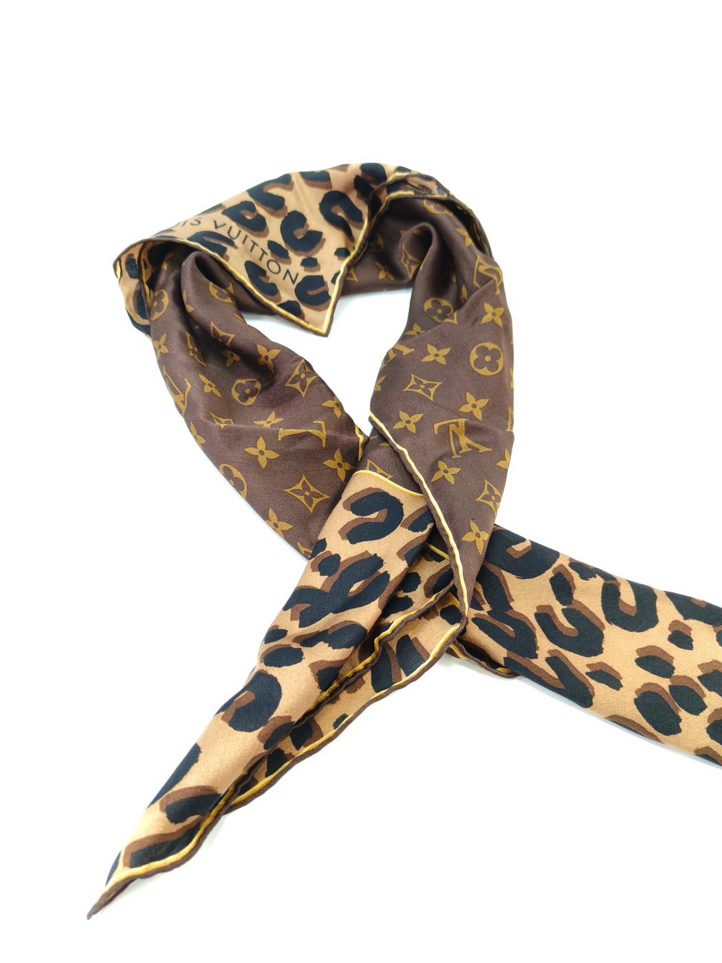 Louis Vuitton Carre Monogram Leopard Silk Scarf Brown Model Number: 11122
