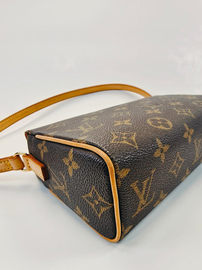 LOUIS VUITTON ルイ・ヴィトン モノグラム レシタル ワンショルダー ハンドバッグ M51900　 管理番号：9743