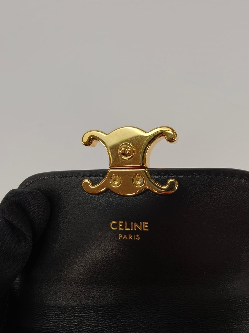 CELINE セリーヌ トリオンフ 二つ折り カードケース カードホルダー 名刺入れ ブラック 管理番号：10340