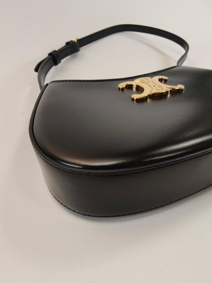 セリーヌ CELINE ショルダーバッグ ワンショルダー トリオンフ ブラック 11570 管理番号：9858