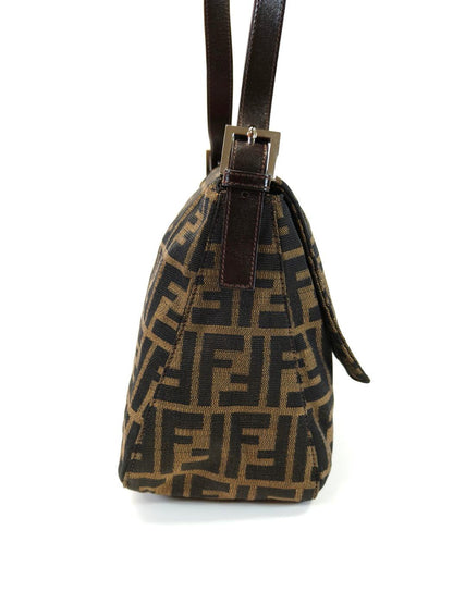 FENDI Zucca Mamma 水桶单肩包，单肩尼龙材质，棕色，参考编号：10521