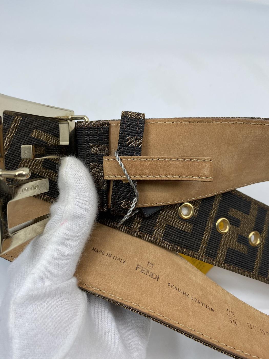 FENDI フェンディ ベルト FFロゴ ヴィンテージ ズッカ柄 管理番号：6557