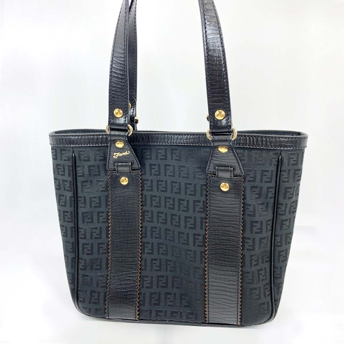 FENDI フェンディ トートバッグ ズッキーノ キャンバス レザー 管理番号：6810