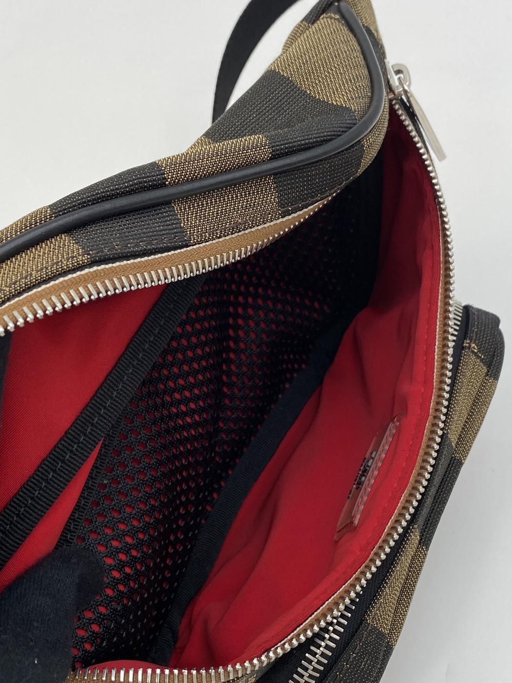FENDI フェンディ ペカンストライプ ウエストバッグ ボディバッグ 7VA446  ユニセックス 管理番号：8744