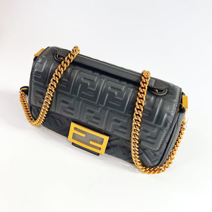 フェンディ FENDI ショルダーバッグ チェーンショルダー グレー 8VR739AH9C 管理番号：9654