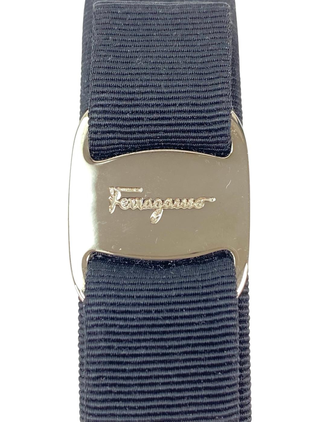 Ferragamo 菲拉格慕 Vara 罗缎蝴蝶结发夹 黑色 商品编号：11450
