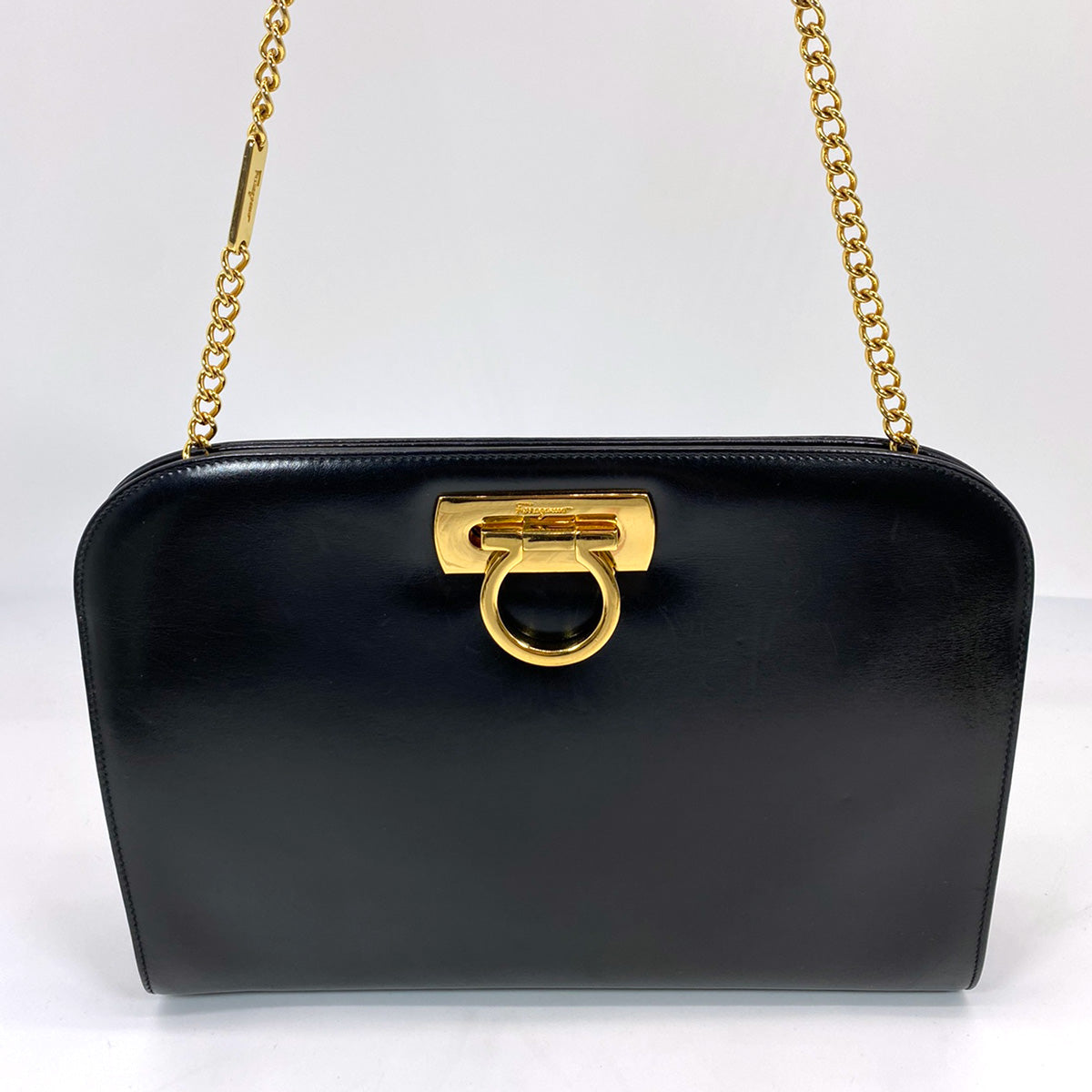 菲拉格慕 Salvatore Ferragamo 链条肩包 Gancini 控制编号：4681