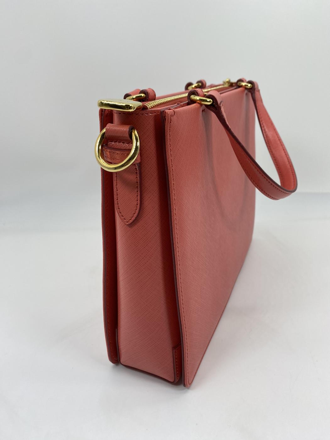 Salvatore Ferragamo サルヴァトーレ フェラガモ ショルダーバッグ 管理番号：5676