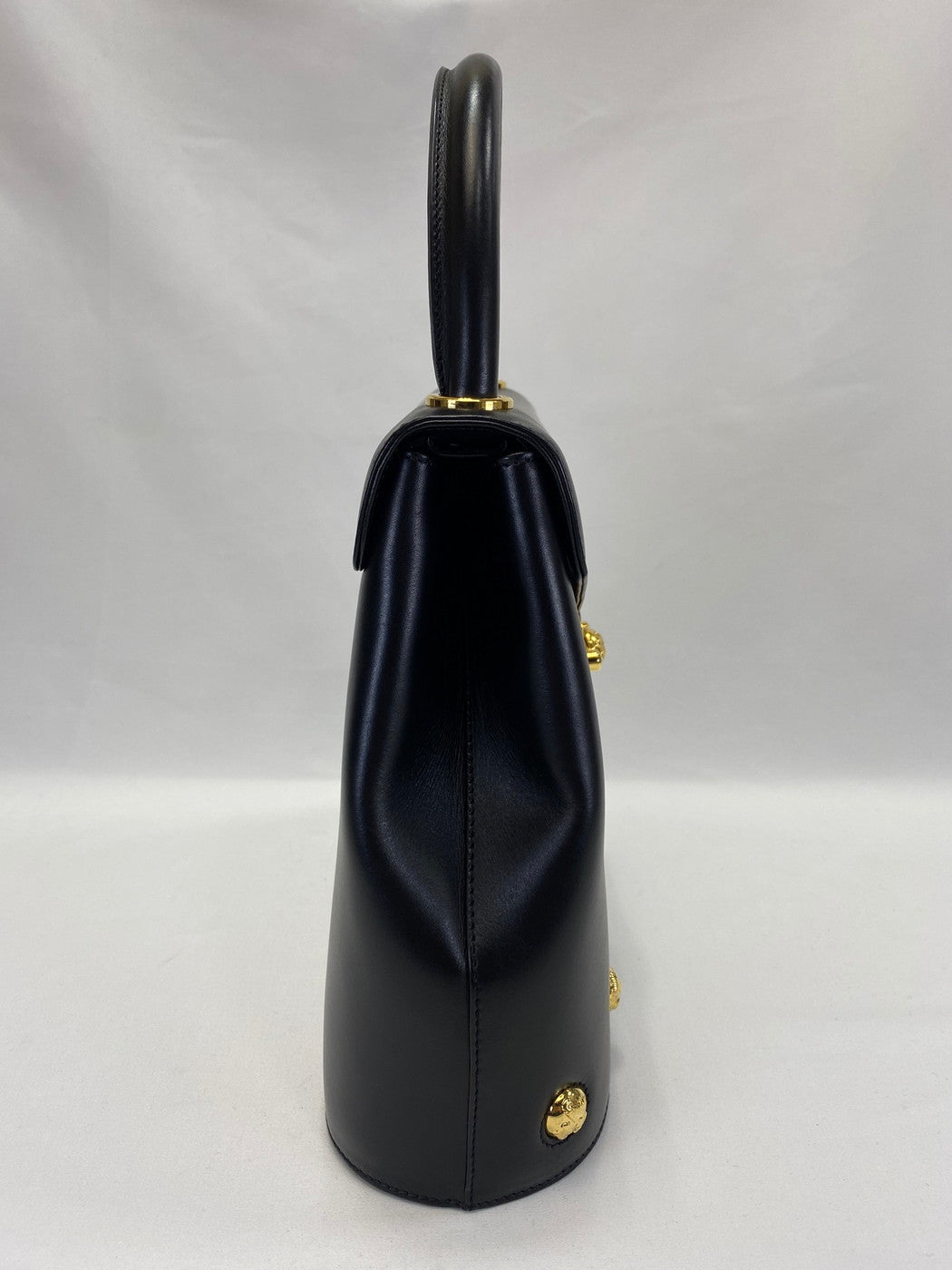 Salvatore Ferragamo サルヴァトーレフェラガモ ハンドバッグ スタッズ ヒール金具 チャーム ゴールド ロゴ金具 カーフレザー 管理番号：9537