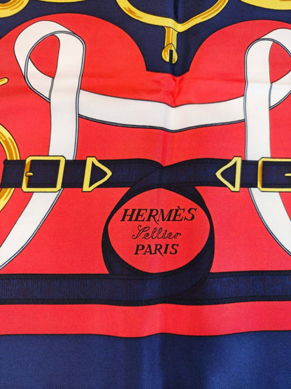 HERMES エルメス スカーフ カレ90 Eperon d'or 黄金の拍車 赤×ネイビー 管理番号：10155