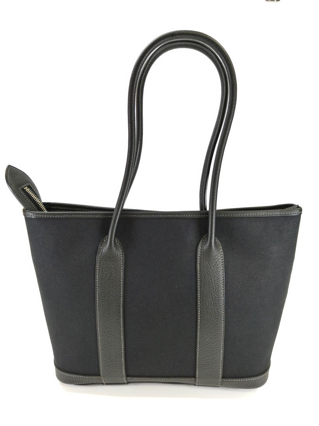 HERMES Garden Zip MM Tote Bag, Black, M Stamp, Reference Number: 10471