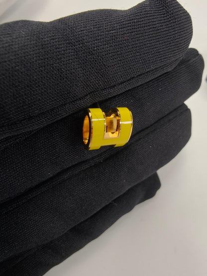 爱马仕 Hermes Pop H 耳钉 金色×黄色 型号：11171