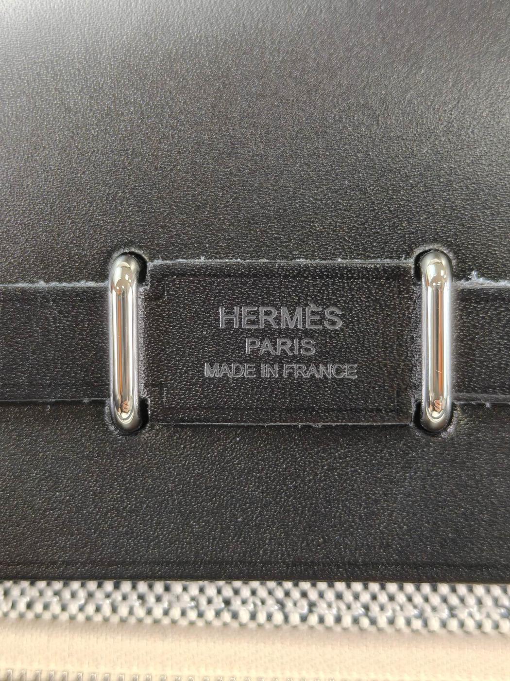 HERMES Herbag Zip 20 Mini Silver Hardware K-Stamp Shoulder Bag Beige Control Number: 11394