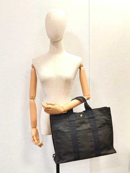 HERMES 爱马仕 Herline MM 托特包 灰色系 男女通用 银色五金 型号：11443