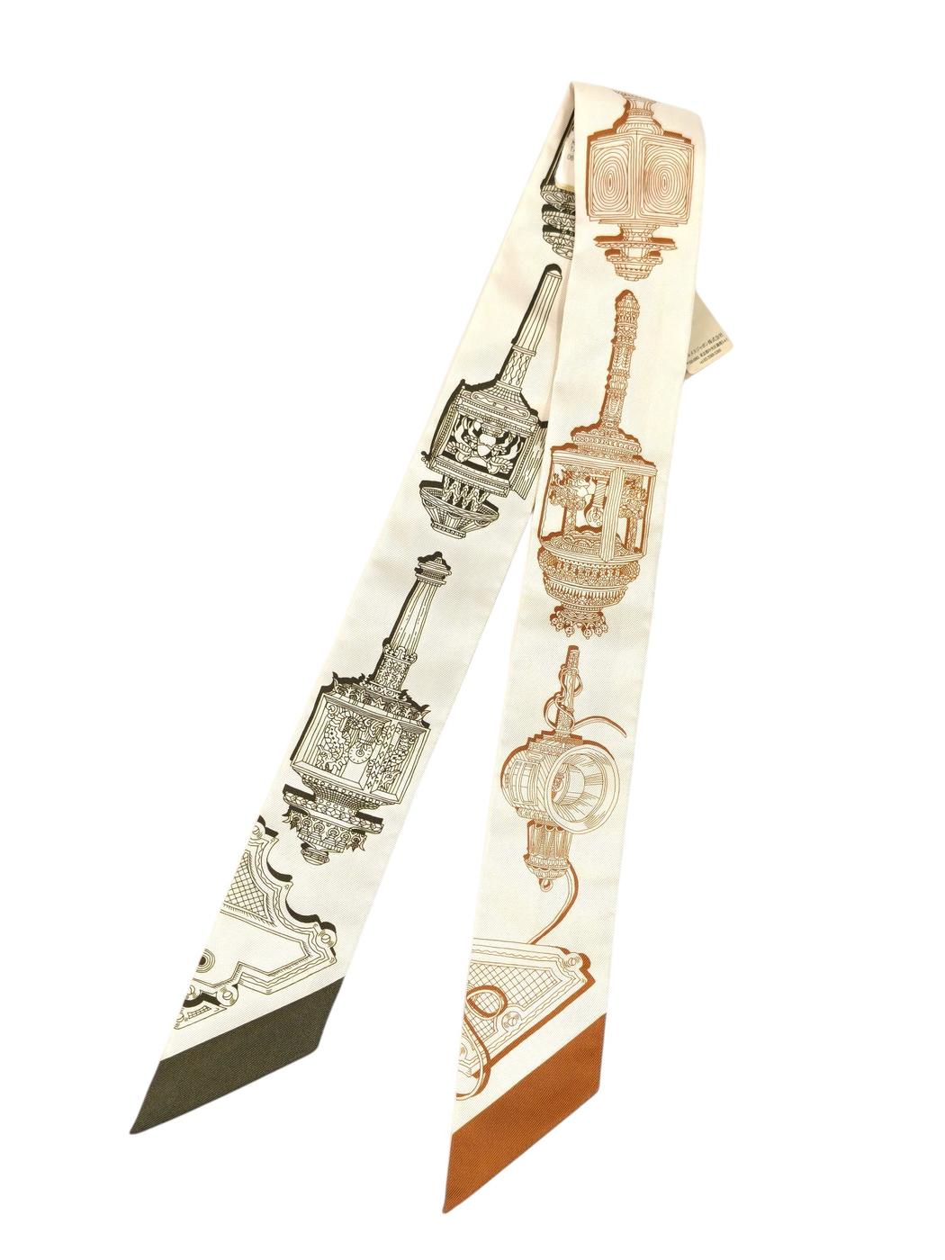 HERMES Merveilleuses Lanternes Twilly Khaki x Beige Product number: 11547
