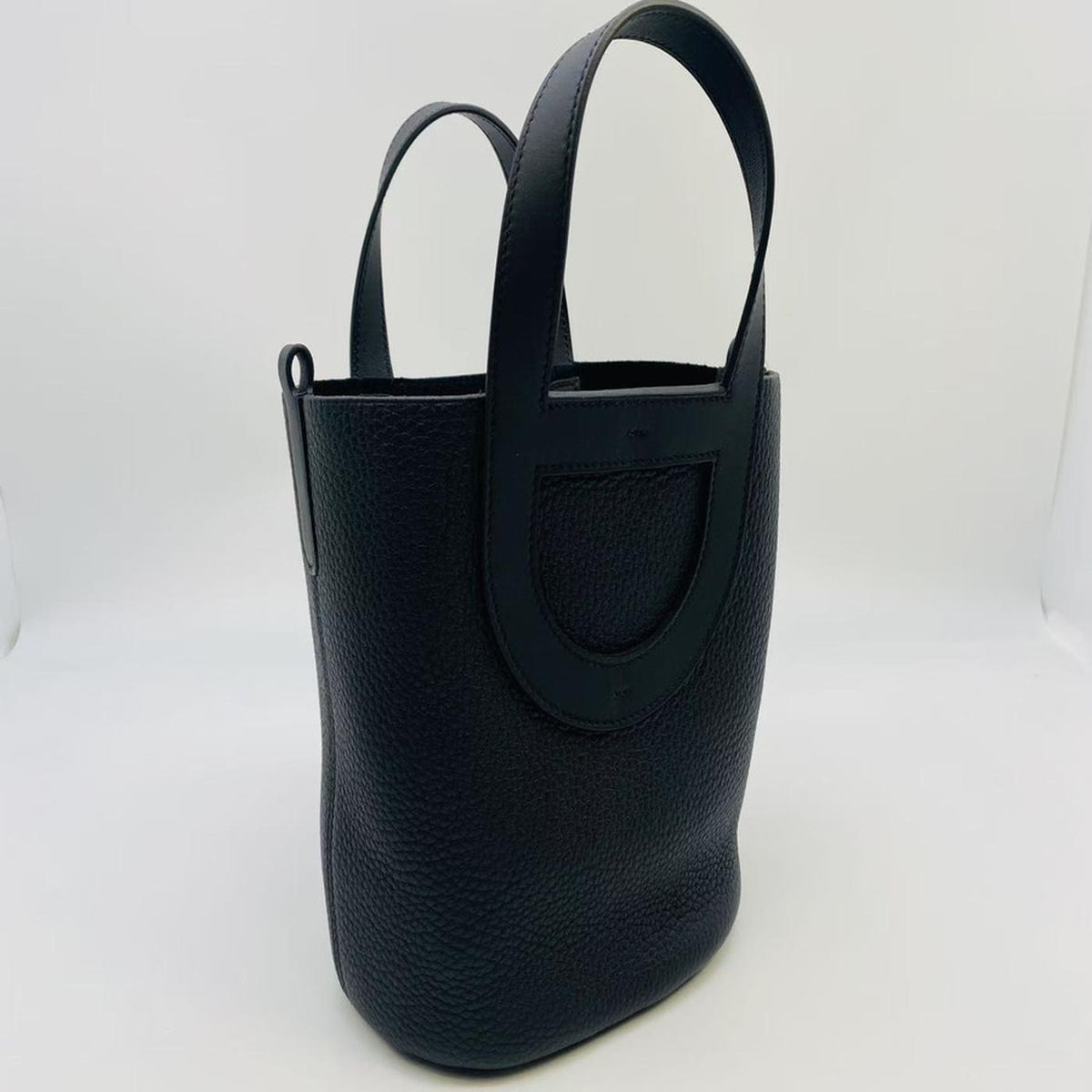 【新品同様】エルメス HERMES インザループ18 ブラック/シルバー トリヨン 未使用品 2024年 W刻印 管理番号：9164