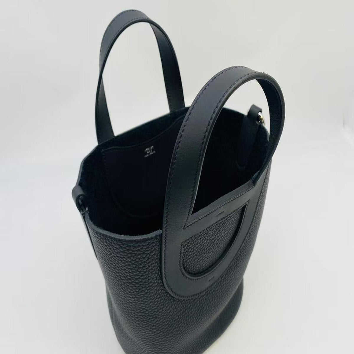 【新品同様】エルメス HERMES インザループ18 ブラック/シルバー トリヨン 未使用品 2024年 W刻印 管理番号：9164