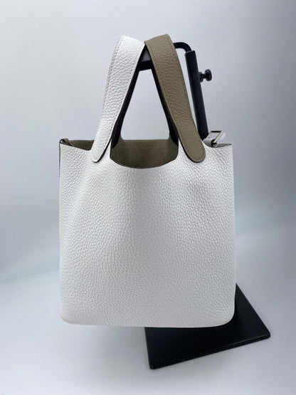 【新品同様】エルメス HERMES ピコタンロック 18 PM カザック ピコタン トリヨンクレマンス  シルバー金具 W刻印 管理番号：9165