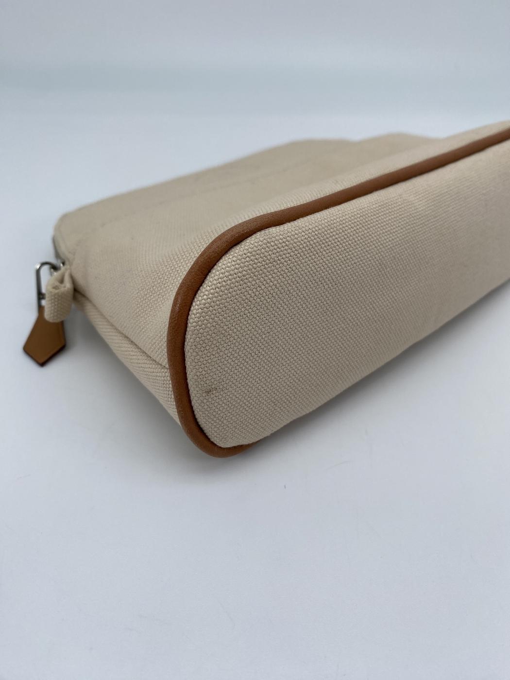 HERMES Bores Bores Pouch Canvas Beige Excellent Condition Vintage Authentic Item Control Number: 9269