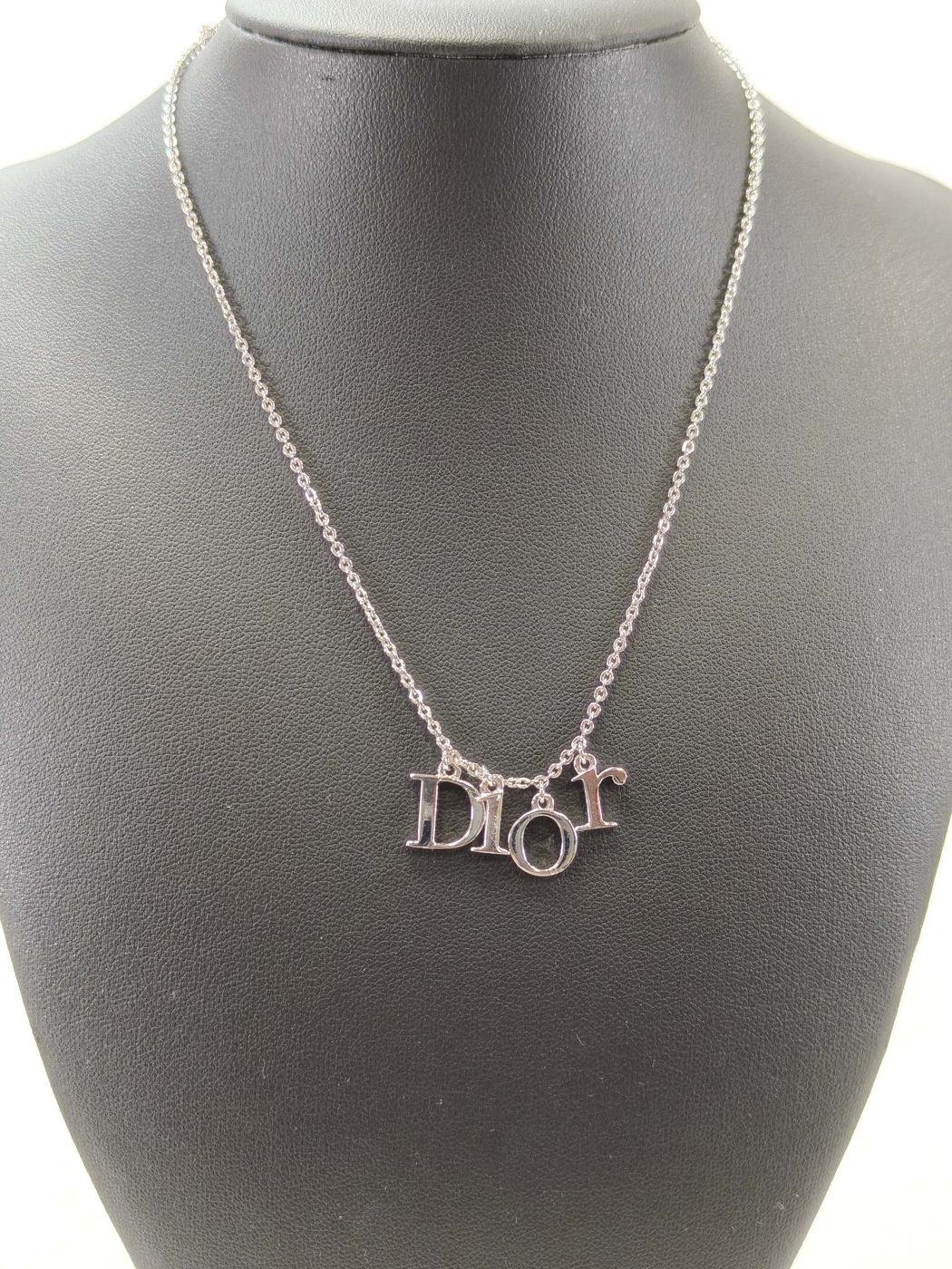 Christian Dior ディオール ロゴ ネックレス シルバー 管理番号：11102