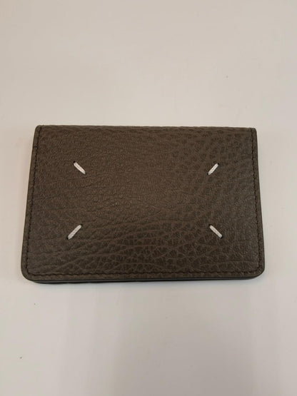 Maison Margiela Card Holder Slim 2，对折卡包，深灰色。参考编号：10304。
