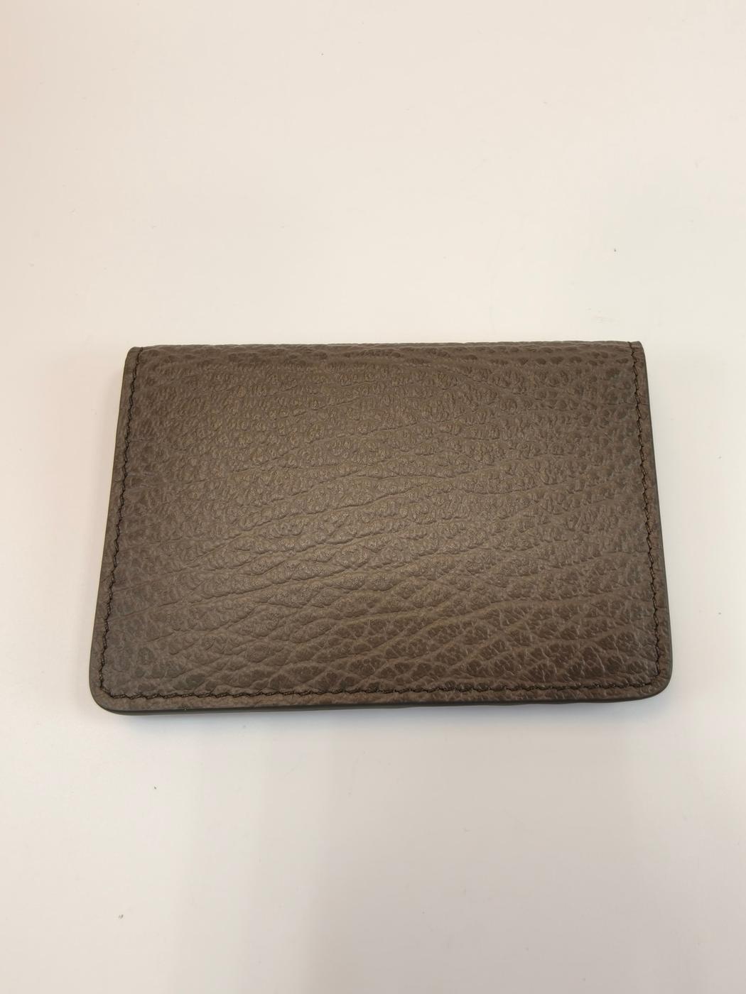 Maison Margiela Card Holder Slim 2，对折卡包，深灰色。参考编号：10304。