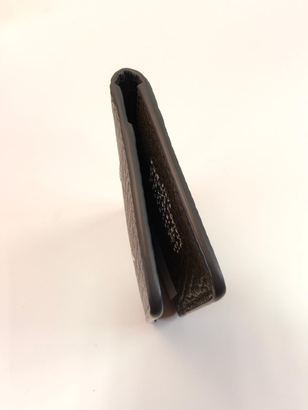 Maison Margiela Card Holder Slim 2，对折卡包，深灰色。参考编号：10304。