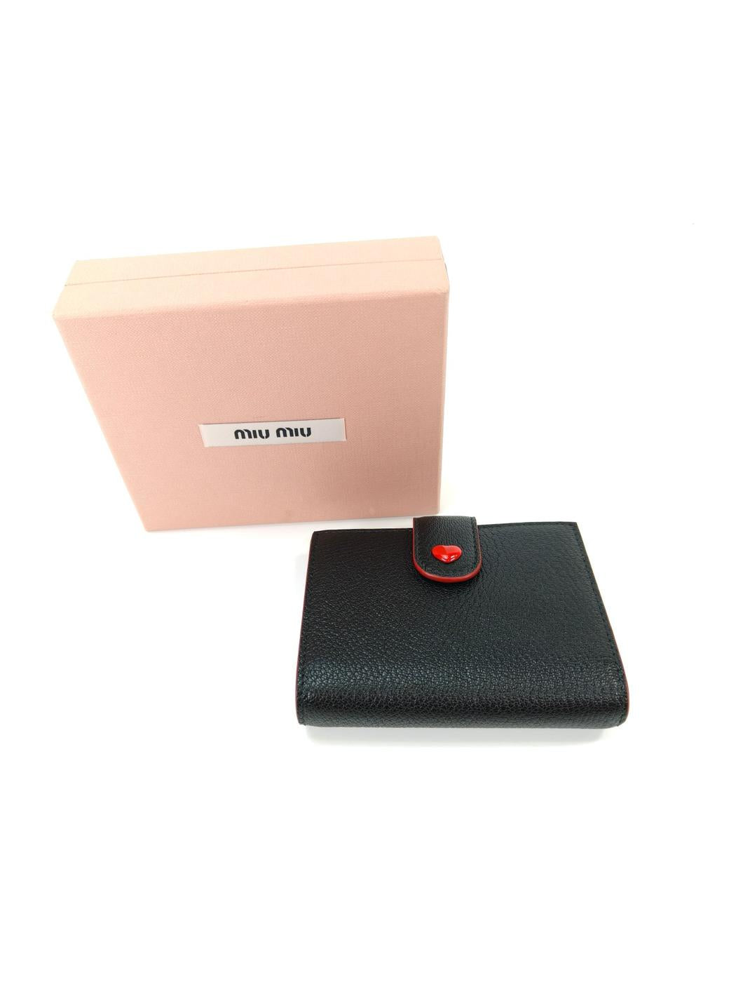 MIU MIU ミュウミュウ FOREVER 2つ折り 財布 マドラスフォーエバー 黒 管理番号：10334