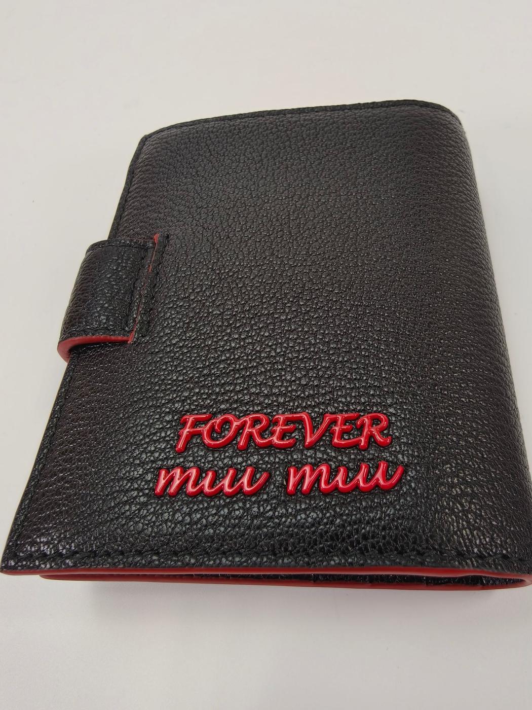 MIU MIU ミュウミュウ FOREVER 2つ折り 財布 マドラスフォーエバー 黒 管理番号：10334