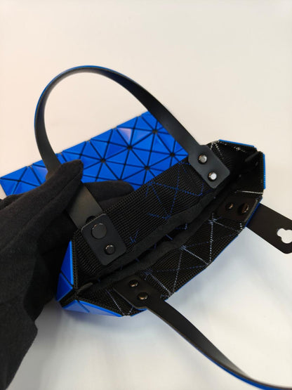 BAOBAO ISSEY MIYAKE バオバオ ハンドバッグ ミニバッグ 青 管理番号：10761